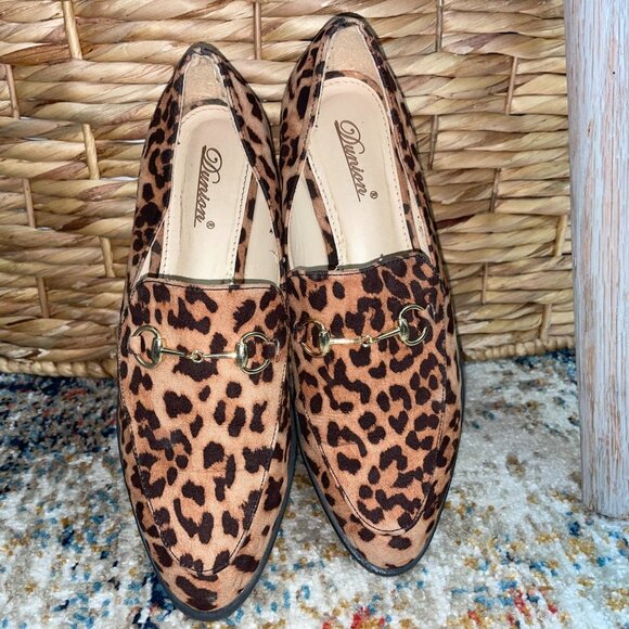 Dunion Leopard Print Loafers (7M) - Picture 2 of 7